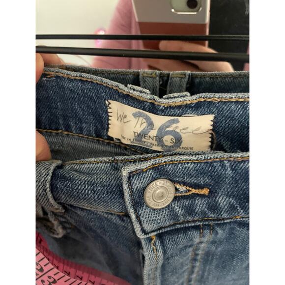 Free People Phoenix Distressed Skinny Jeans Size 26 Ripped Blue Denim - Picture 12 of 14